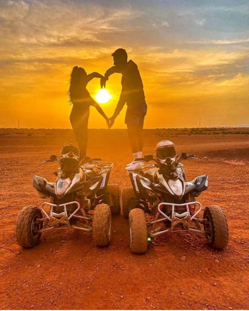 Marrakech: Agafay Quad Bike, Giro in cammello al tramonto con cena