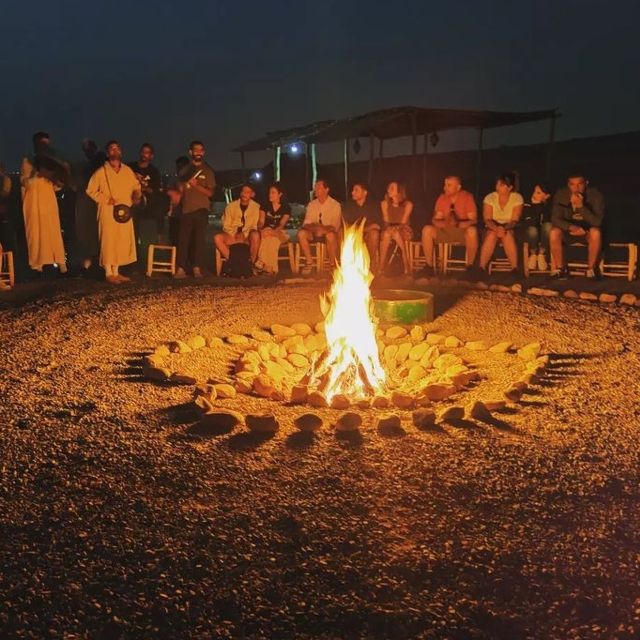 Marrakech: Agafay Quad Bike, Giro in cammello al tramonto con cena