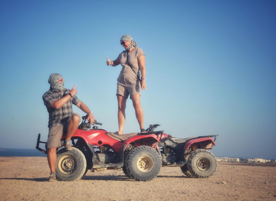 Hurghada: Quad al tramonto, cammello e osservazione delle stelle e barbecue